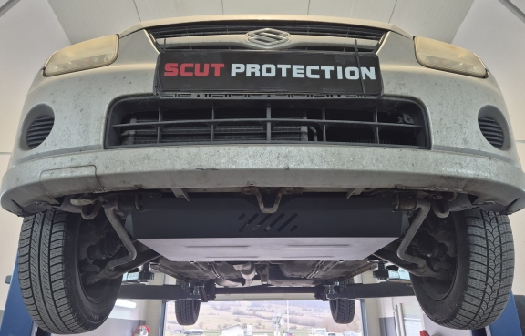 Steel skid plate for the protection of the engine and the gearbox for Suzuki Wagon R+