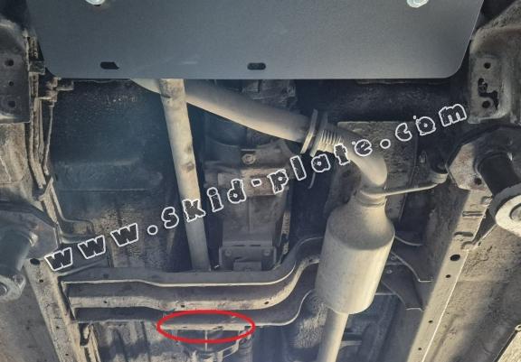 Steel gearbox skid plate for Chevrolet Tracker