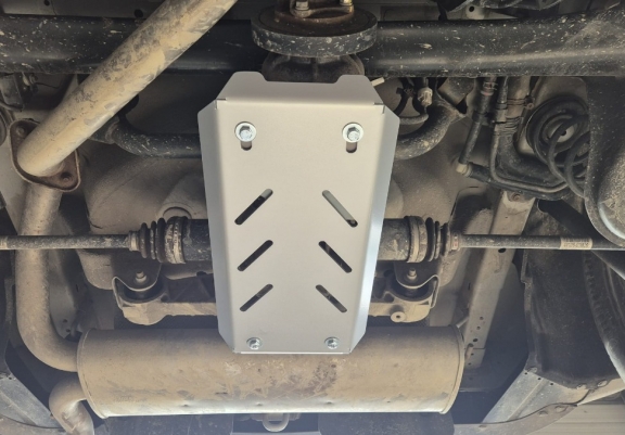 Aluminum diferential skid plate for Suzuki S-Cross