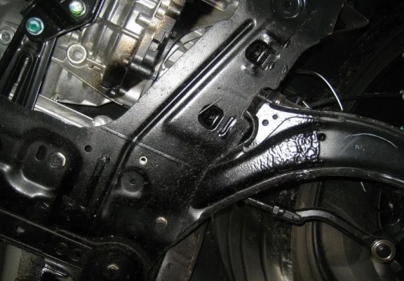 Steel skid plate for Nissan Qashqai J10