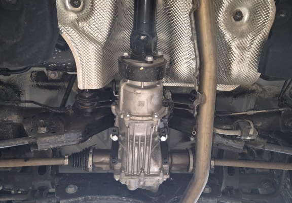 Steel diferential skid plate for Dacia Duster 4x4