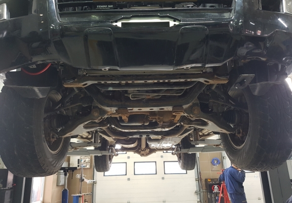 Steel gearbox skid plate for Toyota 4Runner