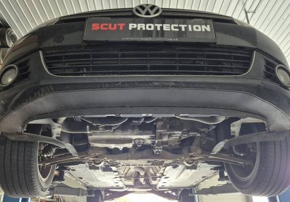 Steel skid plate for VW Caddy