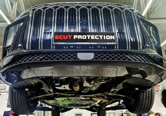 Steel skid plate for Forthing U Tour V9