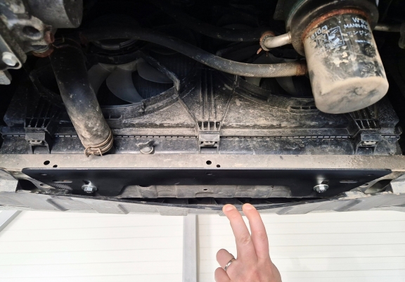 Aluminum skid plate for Mitsubishi Eclipse Cross