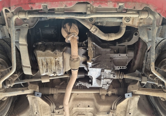 Steel skid plate for the protection of the engine and the gearbox for Suzuki Wagon R+